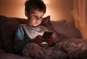 ECA Digital entra em vigor no Brasil e amplia proteção de crianças e adolescentes na internet