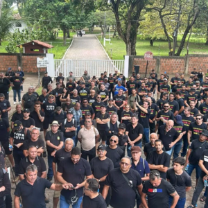 Policiais realizam protesto em João Pessoa por valorização salarial