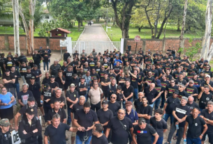 Policiais realizam protesto em João Pessoa por valorização salarial