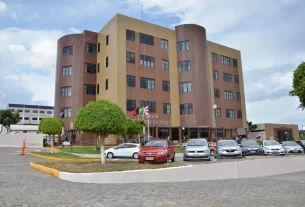 Após júri em Campina Grande, homem recebe pena de 78 anos por matar ex-mulher e os sogros