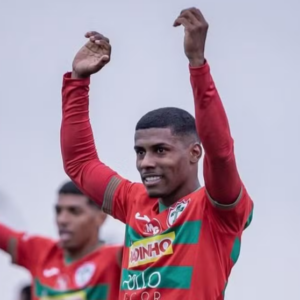 Treze contrata zagueiro e lateral para sequência do Campeonato Brasileiro Série D