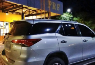 Homem é preso dirigindo Hilux clonada e sob efeito de maconha em Campina Grande