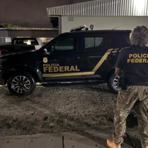 Polícia realiza operação contra organização criminosa em cinco estados
