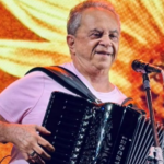 Flávio José critica redução de cachê e anuncia ausência no São João da Bahia