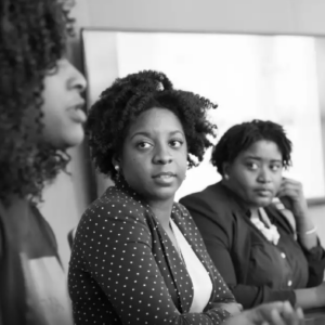 Mulheres negras registram os piores índices de desemprego entre os jovens brasileiros