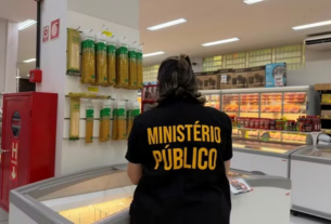 Supermercados são autuados por vender alimentos vencidos em Santa Luzia
