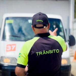 Vistoria obrigatória do transporte escolar começa nesta semana em Campina Grande