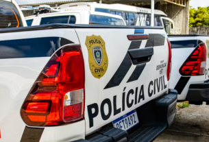 Homem é preso após surto psicótico e ataque com foice deixar três feridos na Paraíba