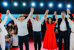 PT oficializa candidatura de Lula à reeleição para a Presidência