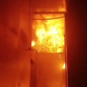 Centro Comercial de Passagem, em João Pessoa, fica fechado por tempo indeterminado após incêndio