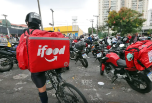 Quase 2 milhões de brasileiros trabalharam por aplicativos em 2025, aponta IBGE
