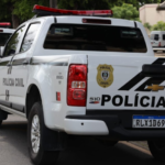Homem é preso suspeito de tentar matar pai e irmão com facão em Santa Luzia