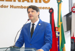 Leo Bezerra se reúne com vereadores para discutir disputa pela presidência da Câmara de João Pessoa