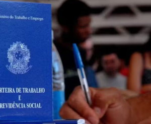 Desemprego cai para 5,2% no Brasil e atinge menor nível para o terceiro trimestre desde 2012